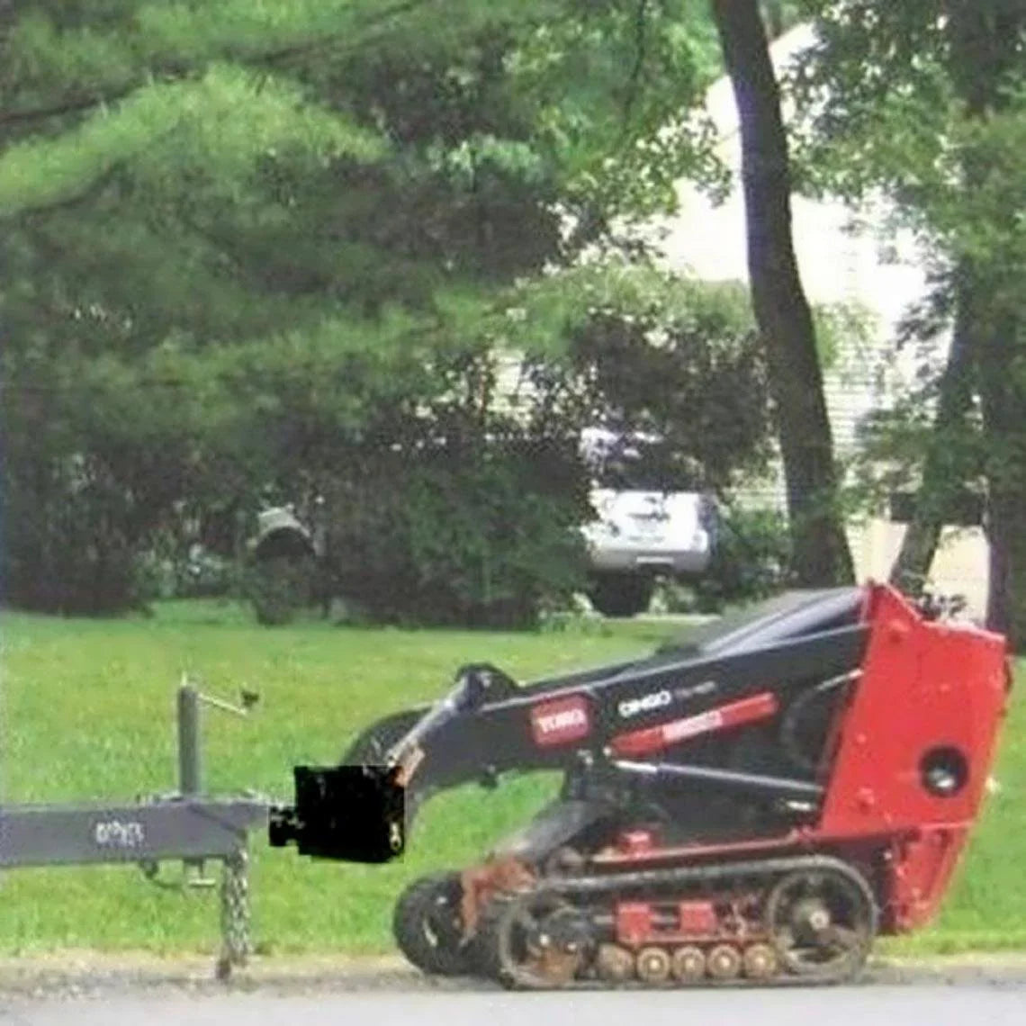 Mini Toro Dingo Skid Steer. Titan Attachments Receiver Hitch Mount Plate 34 lb